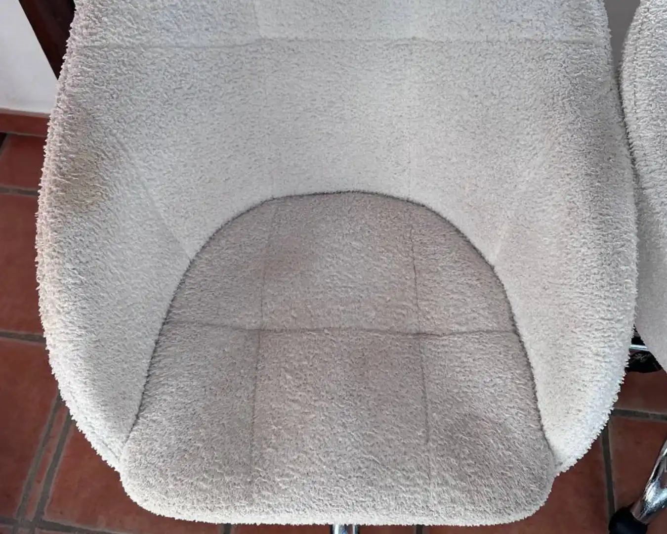 Antes de la limpieza de sillas de Barcelona